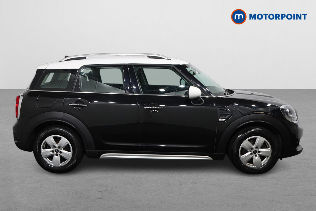 Mini Countryman Cooper Classic Manual Petrol SUV - Stock Number (1614829) - Drivers side