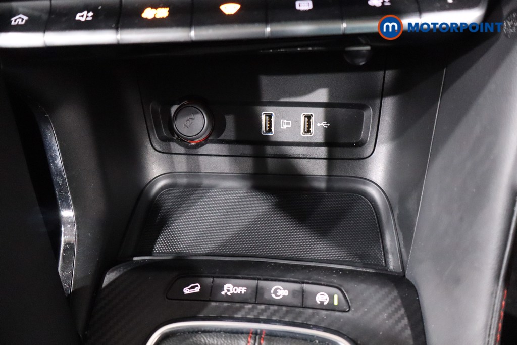 Mg Motor Uk ZS Exclusive Manual Petrol SUV - Stock Number (1615020) - 16th supplementary image