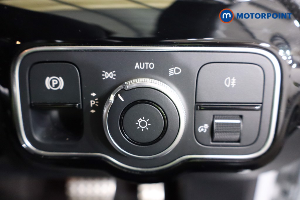 Mercedes-Benz A Class Amg Line Automatic Petrol Hatchback - Stock Number (1615040) - 16th supplementary image