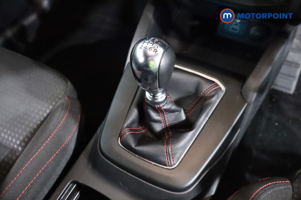 Ford Focus St-Line Manual Petrol Estate - Stock Number (1615046) - 13th supplementary image