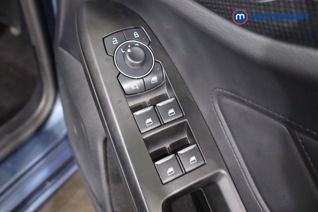 Ford Focus St-Line Manual Petrol Estate - Stock Number (1615046) - 19th supplementary image