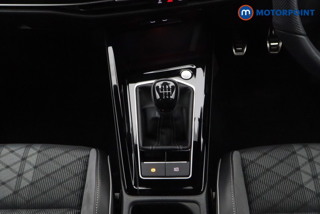 Volkswagen Golf R-Line Manual Petrol Hatchback - Stock Number (1615492) - 9th supplementary image