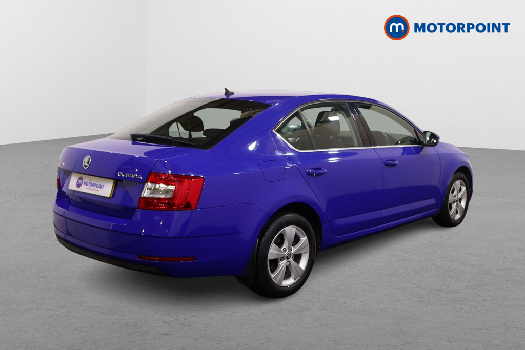 Skoda Octavia Se Technology Manual Petrol Hatchback - Stock Number (1615526) - Drivers side rear corner