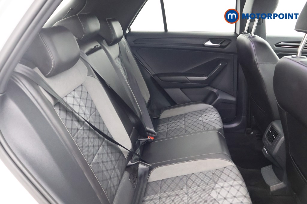 Volkswagen T-Roc R-Line Automatic Diesel SUV - Stock Number (1615585) - 15th supplementary image