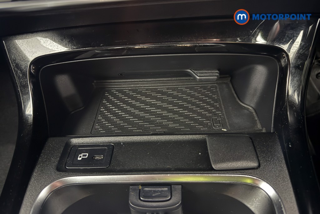 Mercedes-Benz A Class Amg Line Manual Petrol Hatchback - Stock Number (1595017) - 12th supplementary image