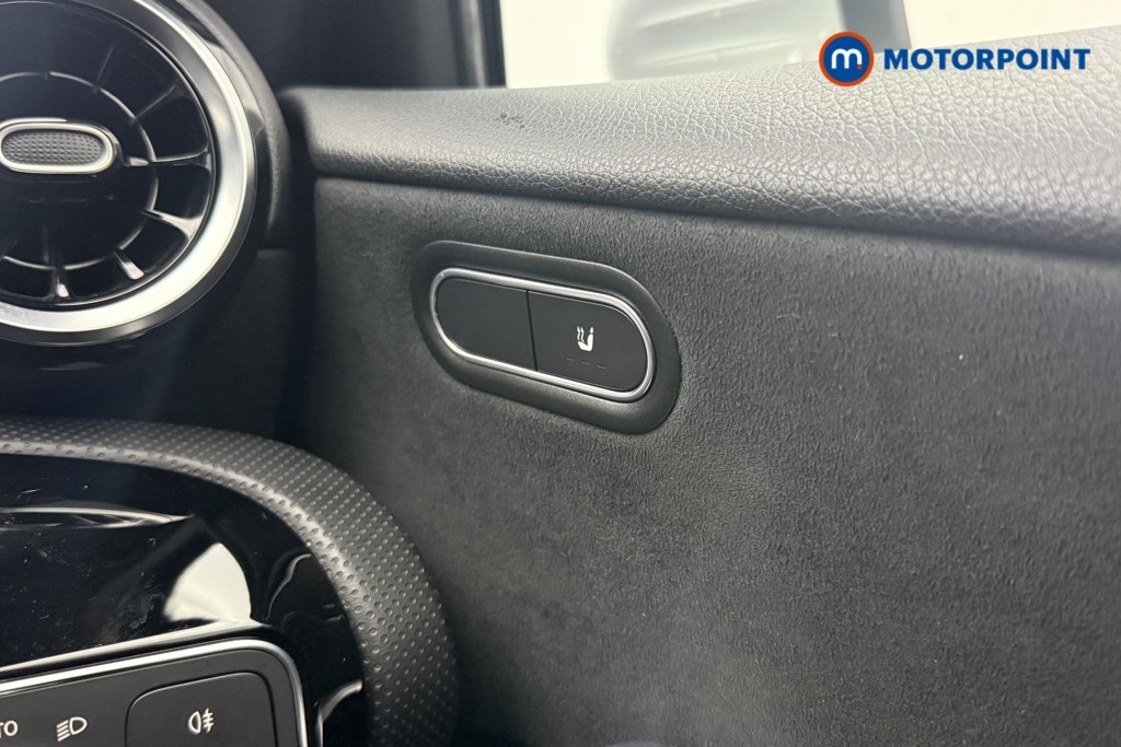 Mercedes-Benz A Class Amg Line Manual Petrol Hatchback - Stock Number (1595017) - 16th supplementary image