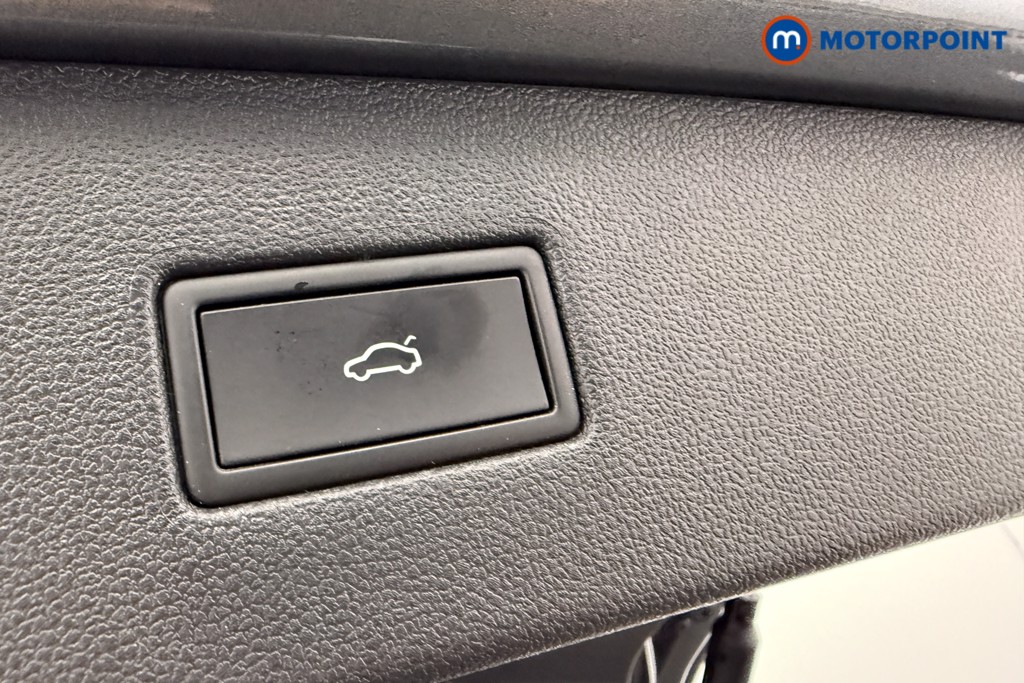 Volkswagen Tiguan Allspace Life Manual Diesel SUV - Stock Number (1595049) - 16th supplementary image