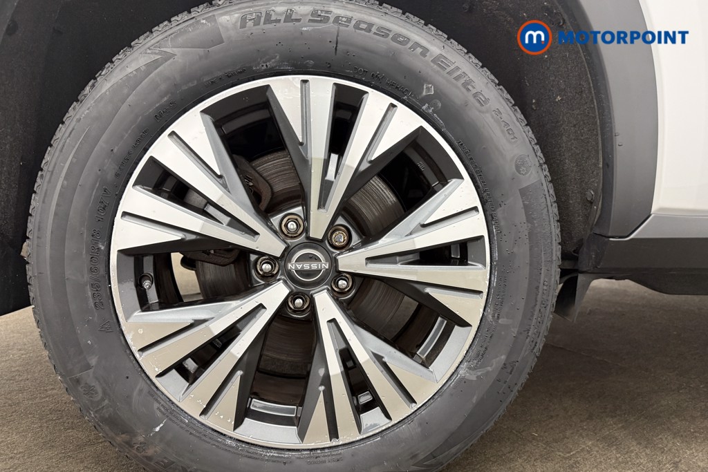 Nissan X-Trail N-Connecta Automatic Petrol-Electric Hybrid SUV - Stock Number (1595261) - 10th supplementary image