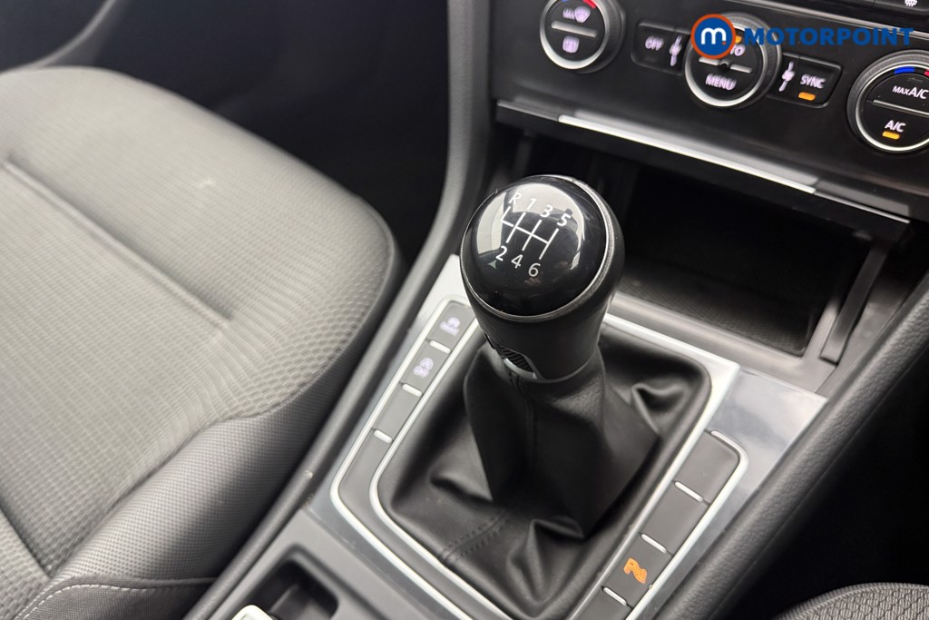 Volkswagen Golf Match Edition Manual Petrol Hatchback - Stock Number (1597594) - 4th supplementary image