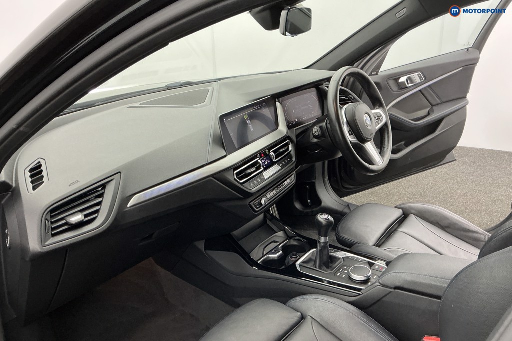 BMW 1 Series M Sport Manual Diesel Hatchback - Stock Number (1599191) - 8th supplementary image