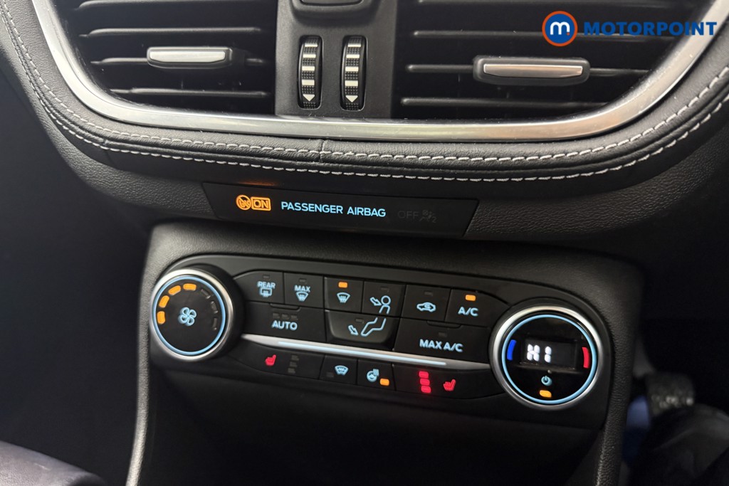 Ford Fiesta Vignale 1.0 Ecoboost 5Dr Manual Petrol Hatchback - Stock Number (1601583) - 4th supplementary image