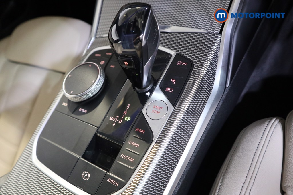 BMW 3 Series M Sport Automatic Petrol Plug-In Hybrid Saloon - Stock Number (1604168) - 10th supplementary image