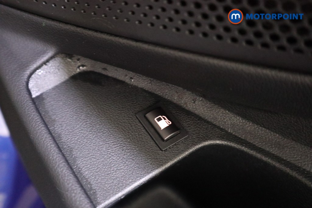 BMW 3 Series M Sport Automatic Petrol Plug-In Hybrid Saloon - Stock Number (1604168) - 13th supplementary image