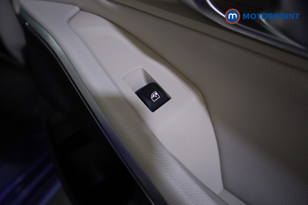 BMW 3 Series M Sport Automatic Petrol Plug-In Hybrid Saloon - Stock Number (1604168) - 21st supplementary image