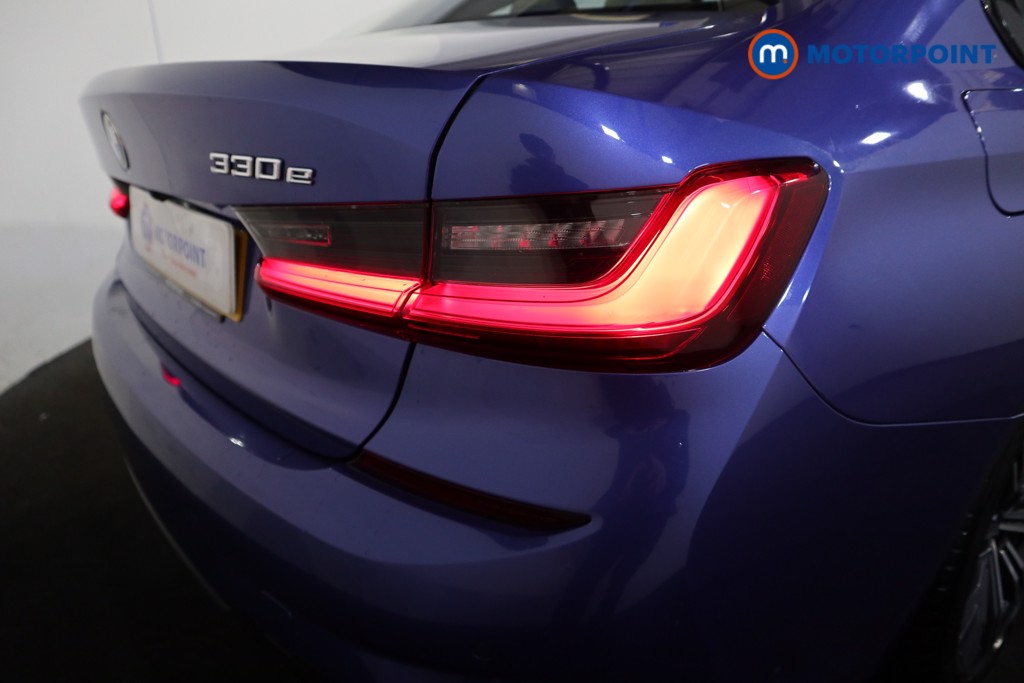 BMW 3 Series M Sport Automatic Petrol Plug-In Hybrid Saloon - Stock Number (1604168) - 30th supplementary image