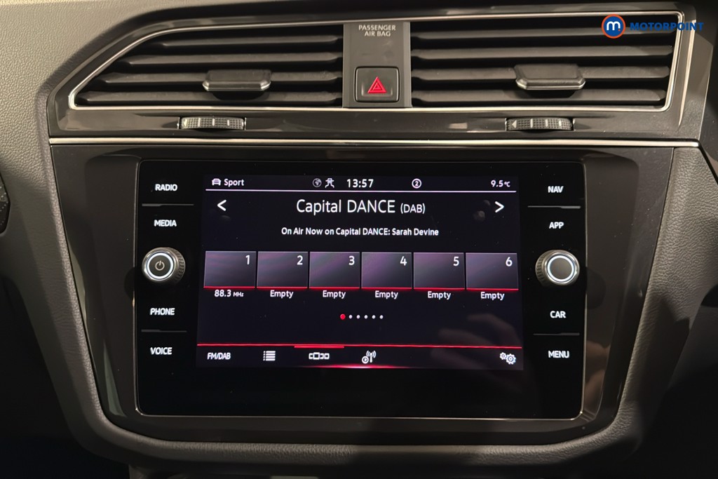 Volkswagen Tiguan R-Line Automatic Petrol Plug-In Hybrid SUV - Stock Number (1604659) - 9th supplementary image