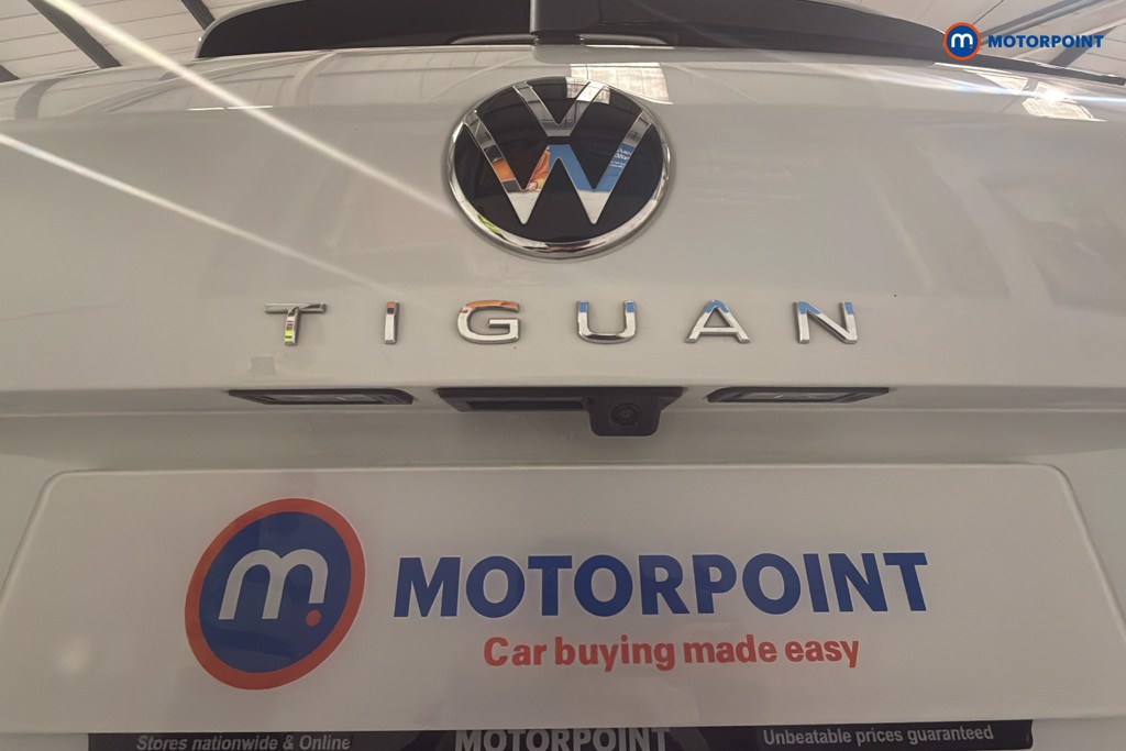 Volkswagen Tiguan R-Line Automatic Petrol Plug-In Hybrid SUV - Stock Number (1604659) - 36th supplementary image