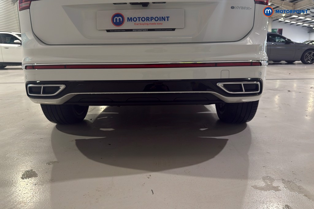 Volkswagen Tiguan R-Line Automatic Petrol Plug-In Hybrid SUV - Stock Number (1604659) - 40th supplementary image