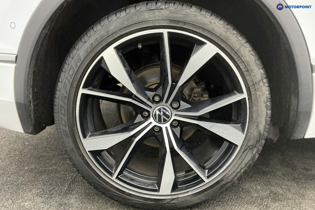 Volkswagen Tiguan R-Line Automatic Petrol SUV - Stock Number (1606526) - 39th supplementary image