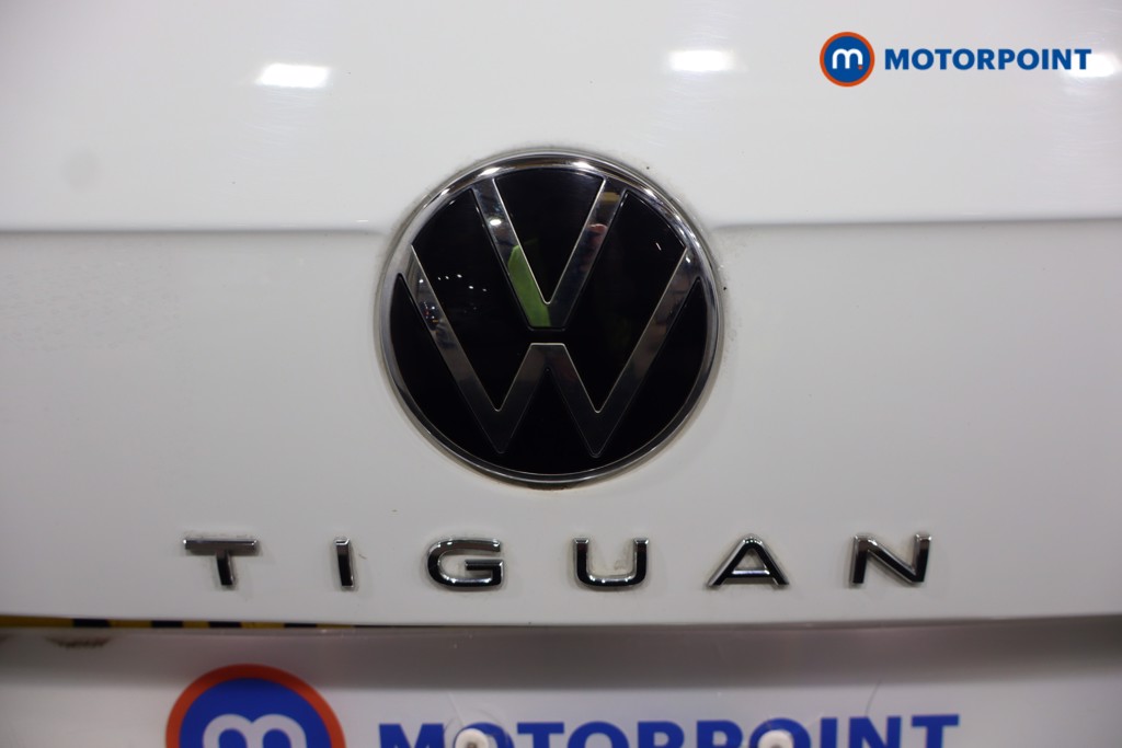 Volkswagen Tiguan R-Line Automatic Petrol SUV - Stock Number (1606631) - 31st supplementary image