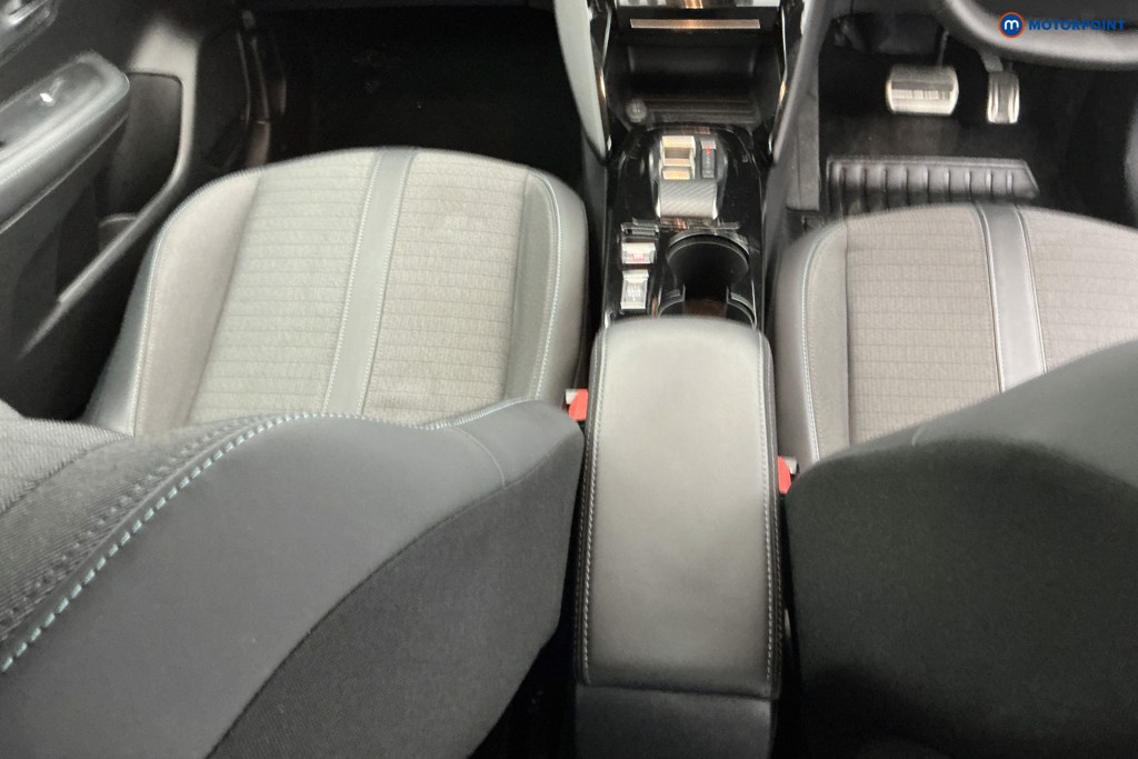 Peugeot 208 Allure Premium -Plus Automatic Petrol Hatchback - Stock Number (1606871) - 14th supplementary image