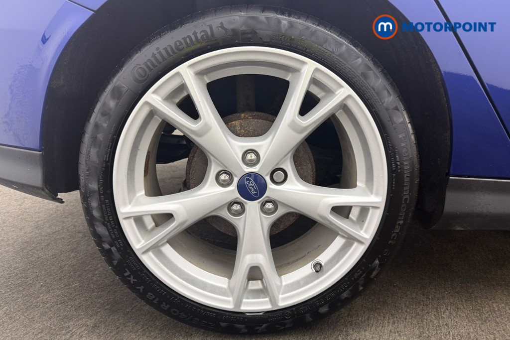 Ford Focus Titanium X Manual Petrol Hatchback - Stock Number (1607645) - 2nd supplementary image
