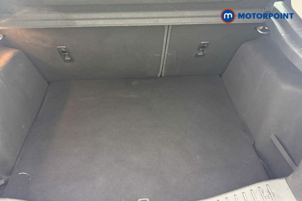 Ford Focus Titanium X Manual Petrol Hatchback - Stock Number (1607645) - 8th supplementary image