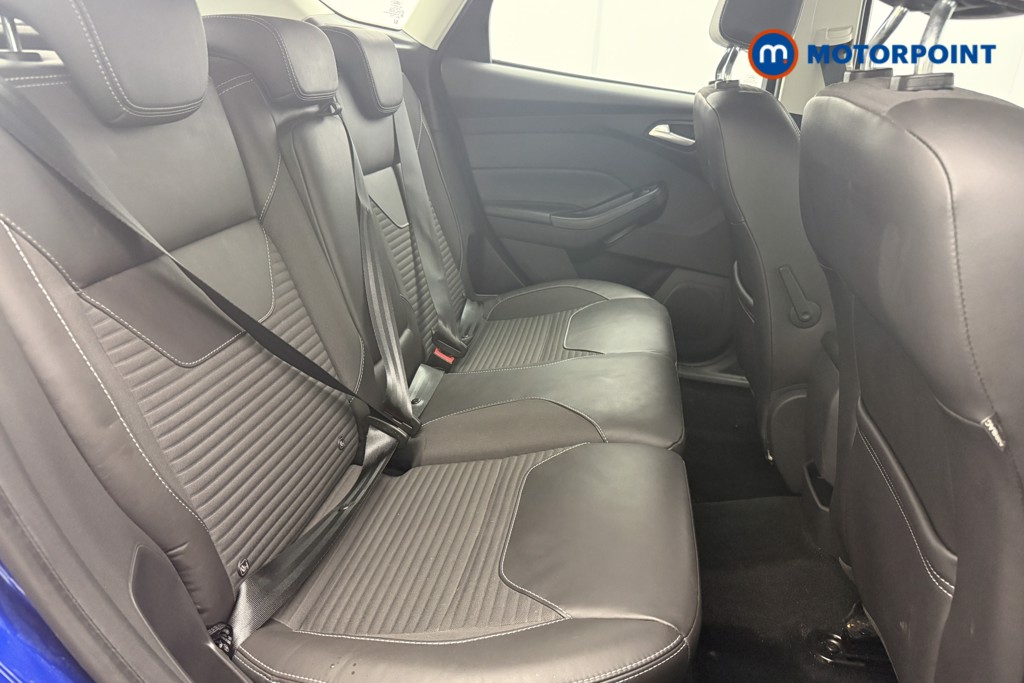 Ford Focus Titanium X Manual Petrol Hatchback - Stock Number (1607645) - 9th supplementary image