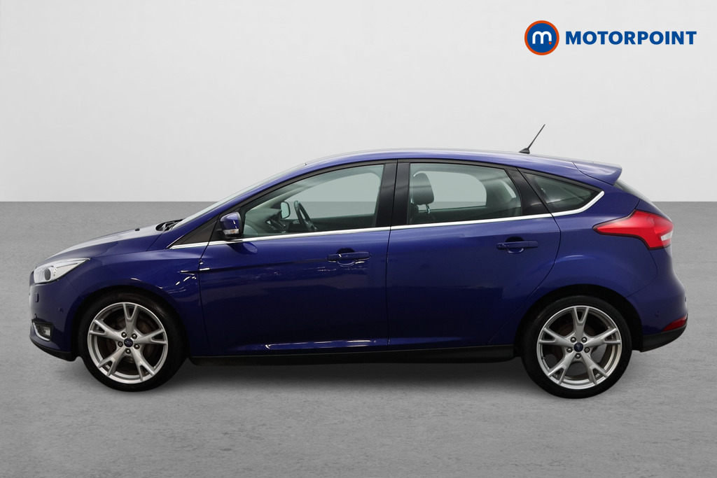 Ford Focus Titanium X Manual Petrol Hatchback - Stock Number (1607645) - Passenger side