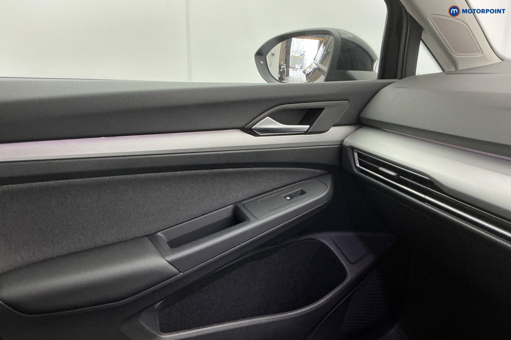 Volkswagen Golf Life Manual Petrol Estate - Stock Number (1608450) - 20th supplementary image