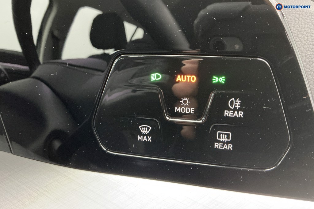 Volkswagen Golf Life Manual Petrol Estate - Stock Number (1608450) - 23rd supplementary image