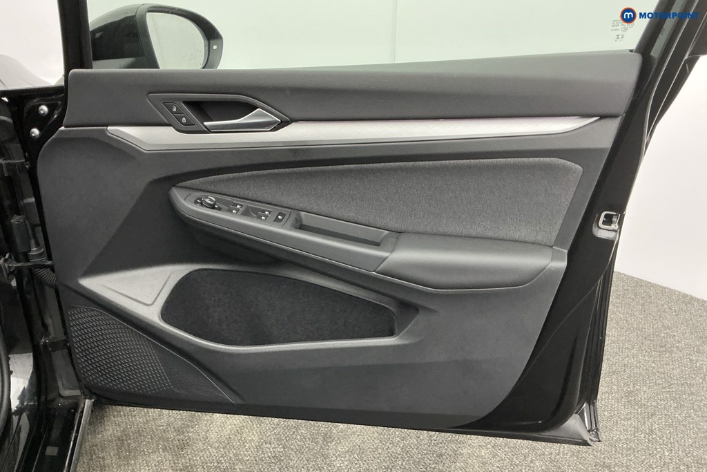 Volkswagen Golf Life Manual Petrol Estate - Stock Number (1608450) - 24th supplementary image