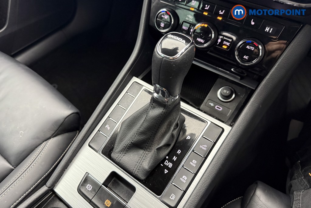 Skoda Superb Se Technology Automatic Petrol Plug-In Hybrid Estate - Stock Number (1608689) - 5th supplementary image