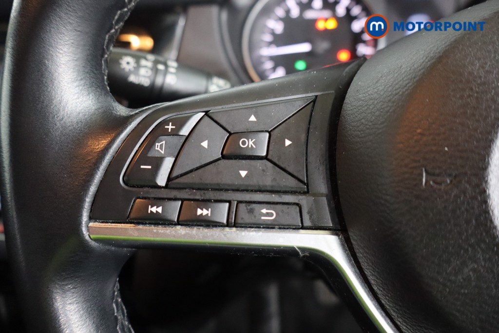 Nissan Qashqai Acenta Premium Manual Petrol SUV - Stock Number (1609111) - 13th supplementary image