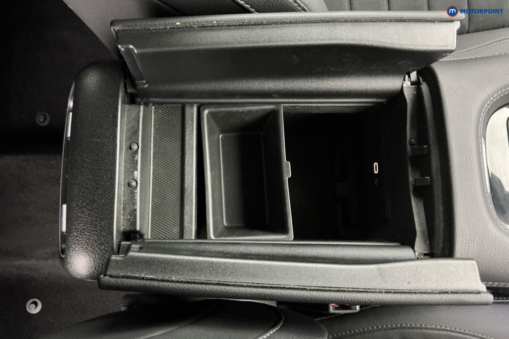 Mercedes-Benz GLE Urban Edition Automatic Petrol Plug-In Hybrid SUV - Stock Number (1609252) - 23rd supplementary image