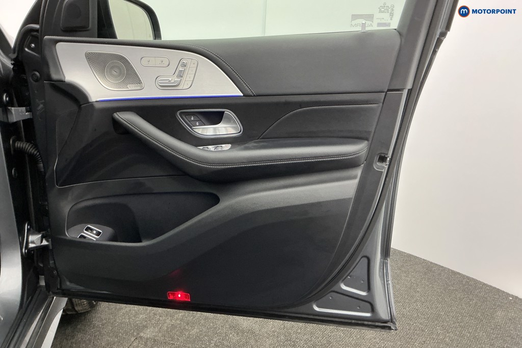 Mercedes-Benz GLE Urban Edition Automatic Petrol Plug-In Hybrid SUV - Stock Number (1609252) - 33rd supplementary image