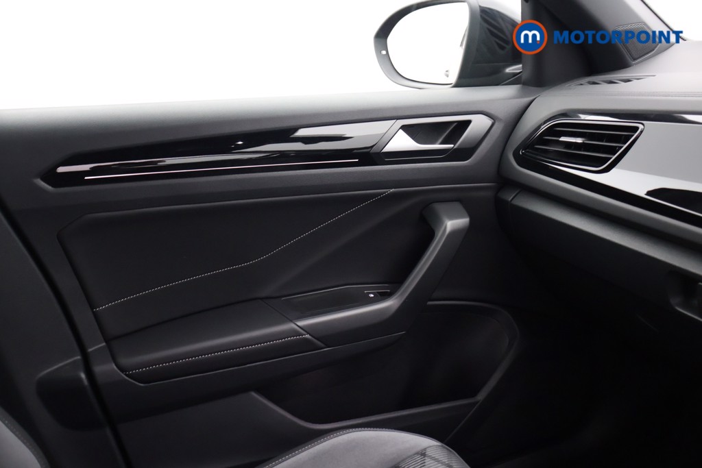 Volkswagen T-Roc Black Edition Automatic Petrol SUV - Stock Number (1609448) - 12th supplementary image