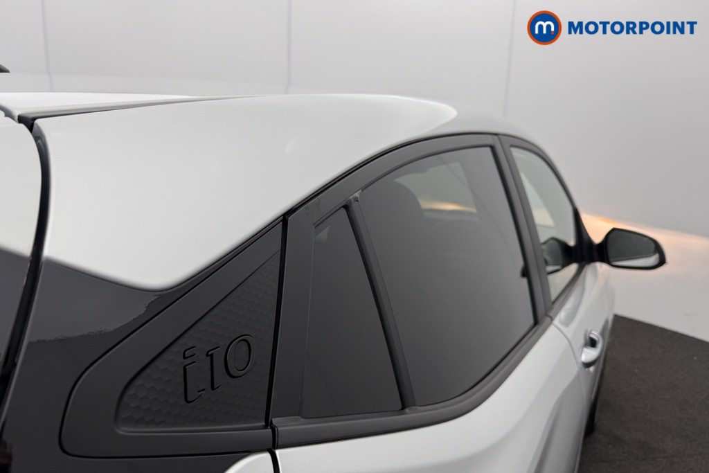 Hyundai I10 Premium Automatic Petrol Hatchback - Stock Number (1610253) - 19th supplementary image