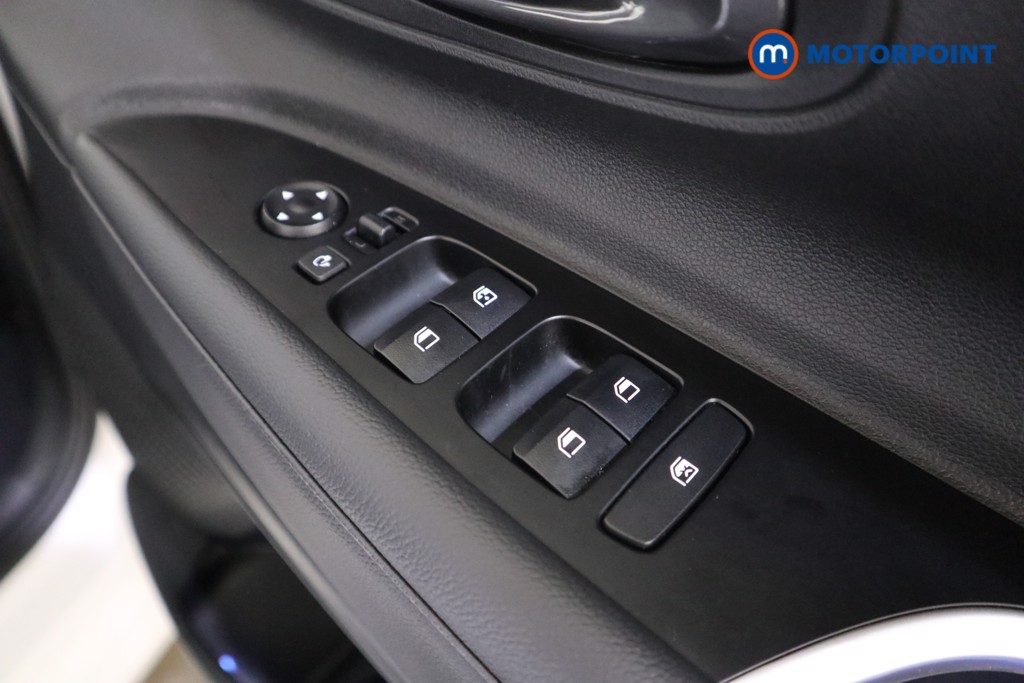 Hyundai I20 Premium Manual Petrol Hatchback - Stock Number (1610722) - 12th supplementary image