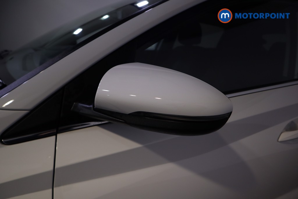 Hyundai I20 Premium Manual Petrol Hatchback - Stock Number (1610722) - 30th supplementary image