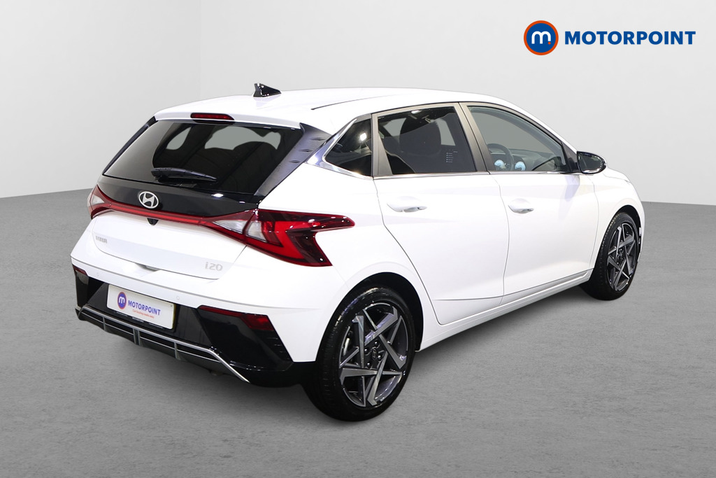 Hyundai I20 Premium Manual Petrol Hatchback - Stock Number (1610722) - Drivers side rear corner