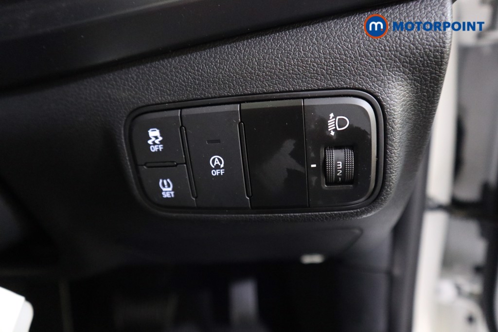 Hyundai I20 Advance Automatic Petrol Hatchback - Stock Number (1610876) - 12th supplementary image