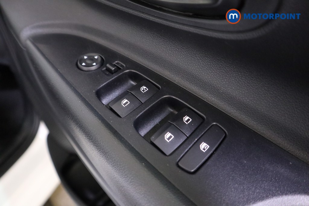 Hyundai I20 Advance Automatic Petrol Hatchback - Stock Number (1610876) - 13th supplementary image