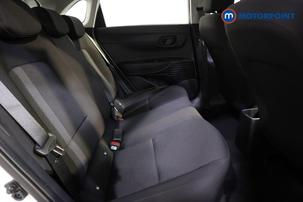 Hyundai I20 Advance Automatic Petrol Hatchback - Stock Number (1610876) - 15th supplementary image