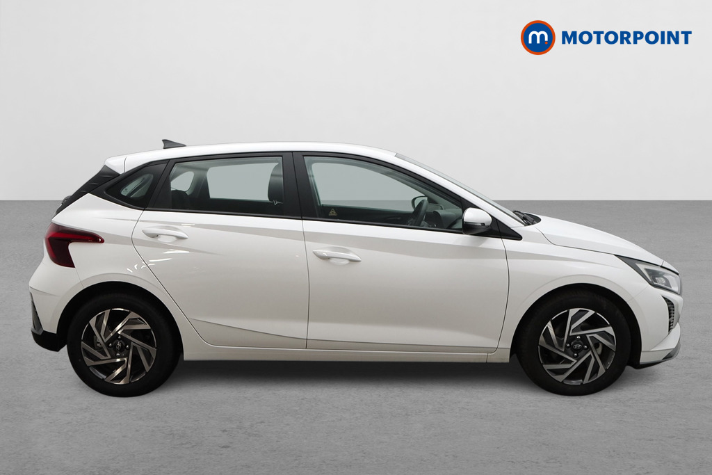 Hyundai I20 Advance Automatic Petrol Hatchback - Stock Number (1610883) - Drivers side