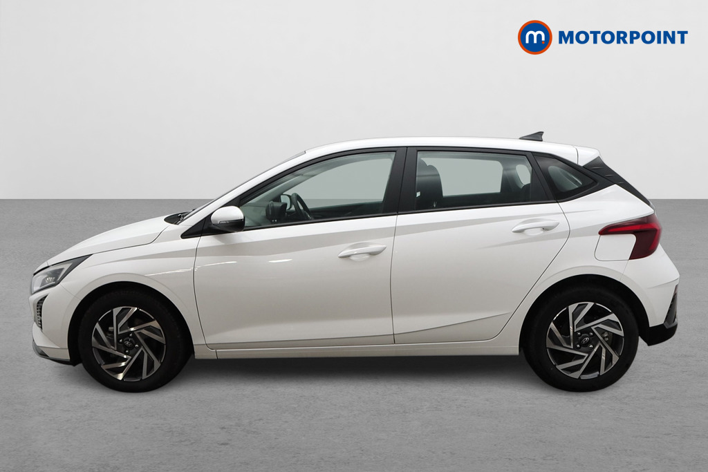 Hyundai I20 Advance Automatic Petrol Hatchback - Stock Number (1610883) - Passenger side