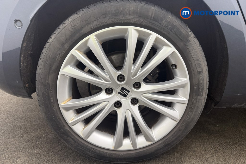 Seat Leon Se Dynamic Manual Petrol Hatchback - Stock Number (1611146) - 2nd supplementary image