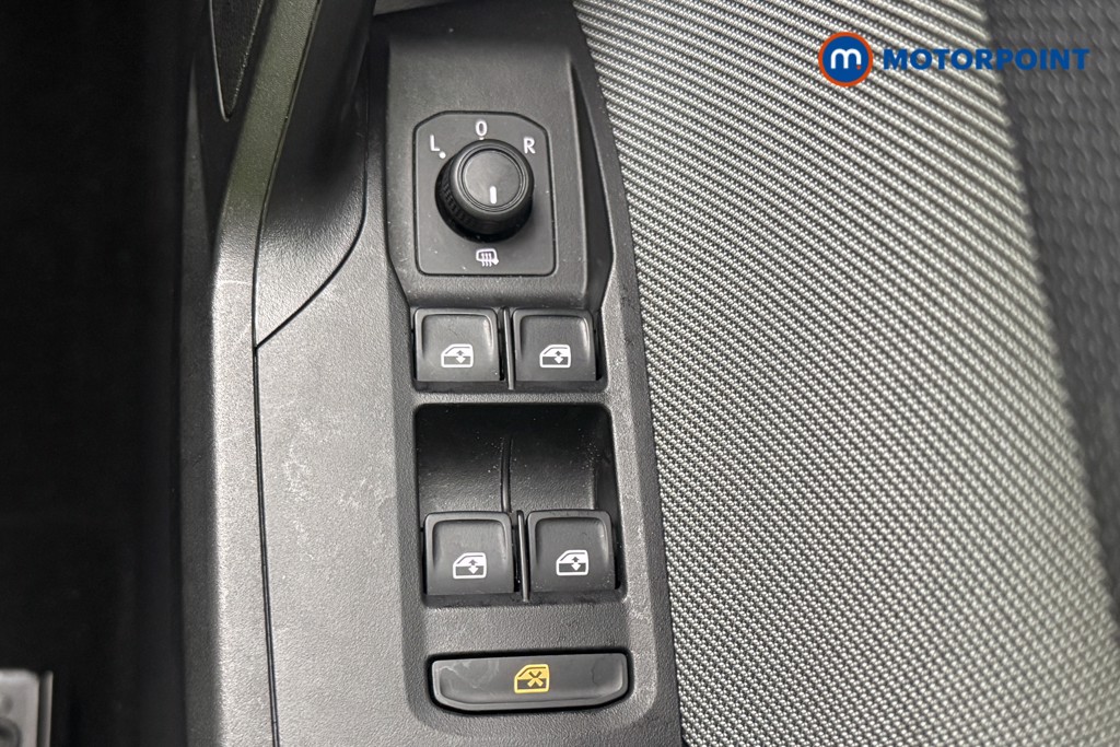 Seat Leon Se Dynamic Manual Petrol Hatchback - Stock Number (1611146) - 26th supplementary image