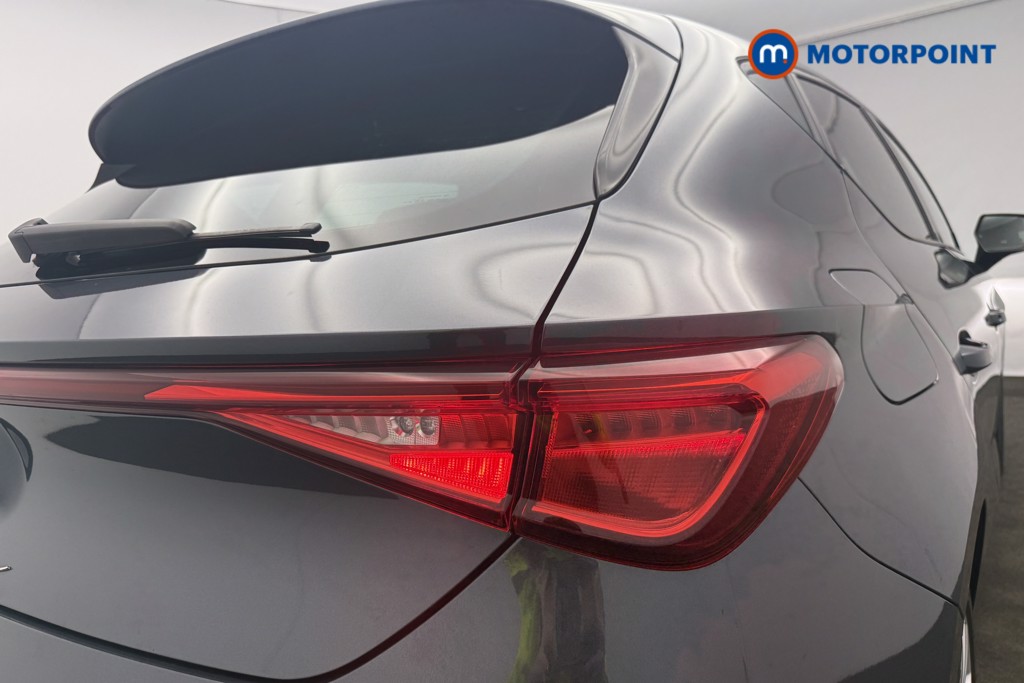 Seat Leon Se Dynamic Manual Petrol Hatchback - Stock Number (1611146) - 30th supplementary image