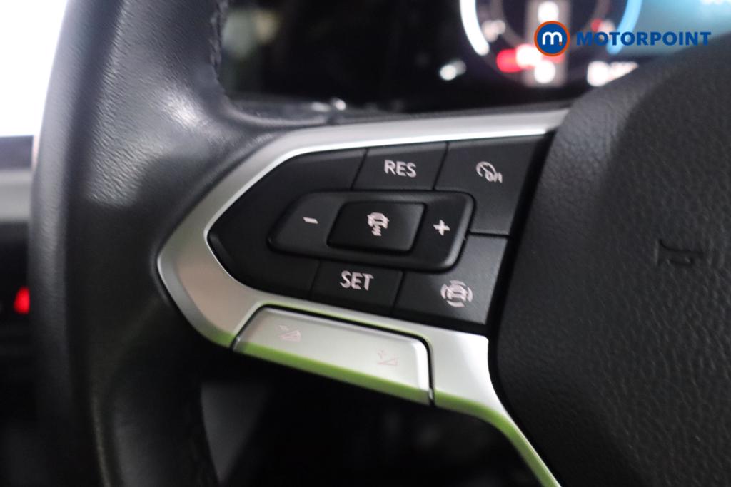 Volkswagen Golf Life Automatic Diesel Hatchback - Stock Number (1611179) - 6th supplementary image